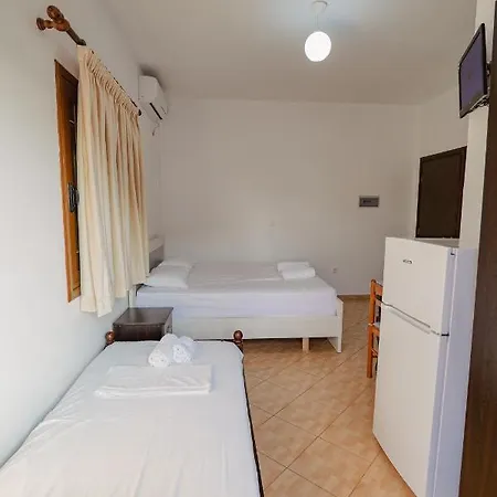 Ylli * Εξαμίλιο